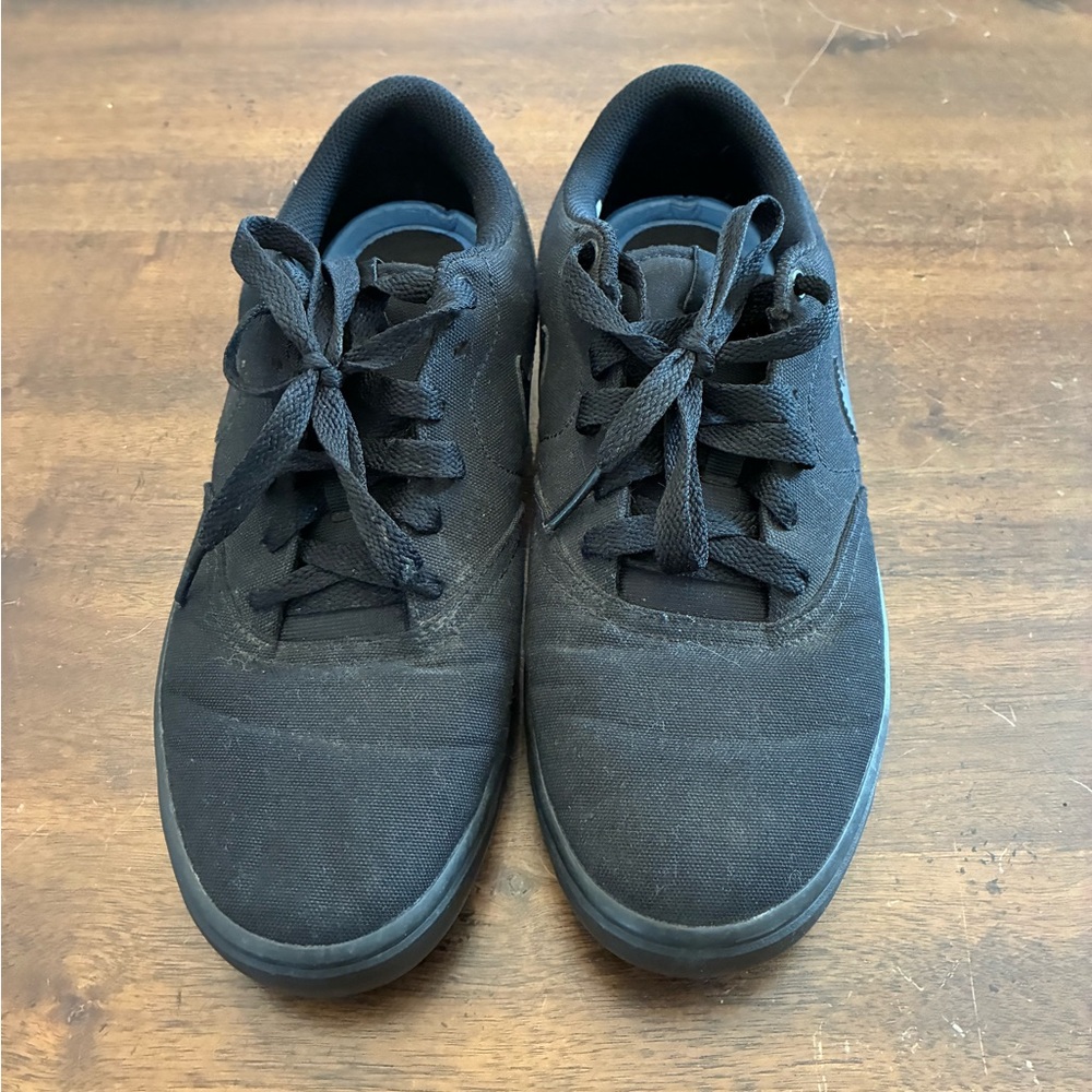 Nike SB Chron 2 Sneakers Black Canvas Skate Shoes Women’s 9 Solarsoft - Picture 2 of 6